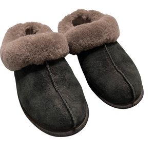 UGG Women's Slippers 7